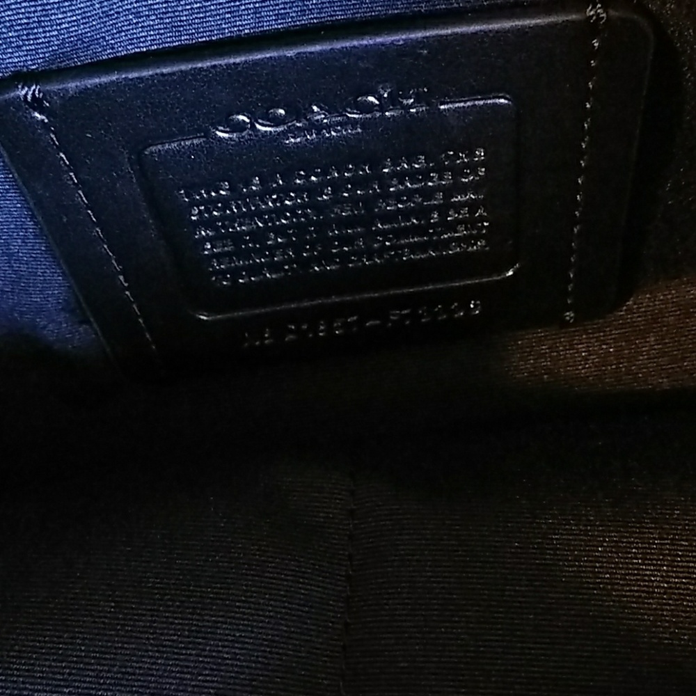 Coach - Picture 3 of 6